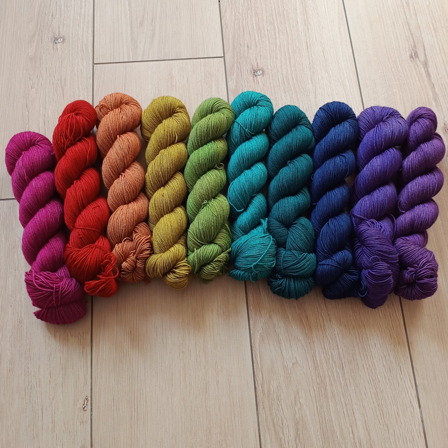 Purple Dandy – Yak Sock