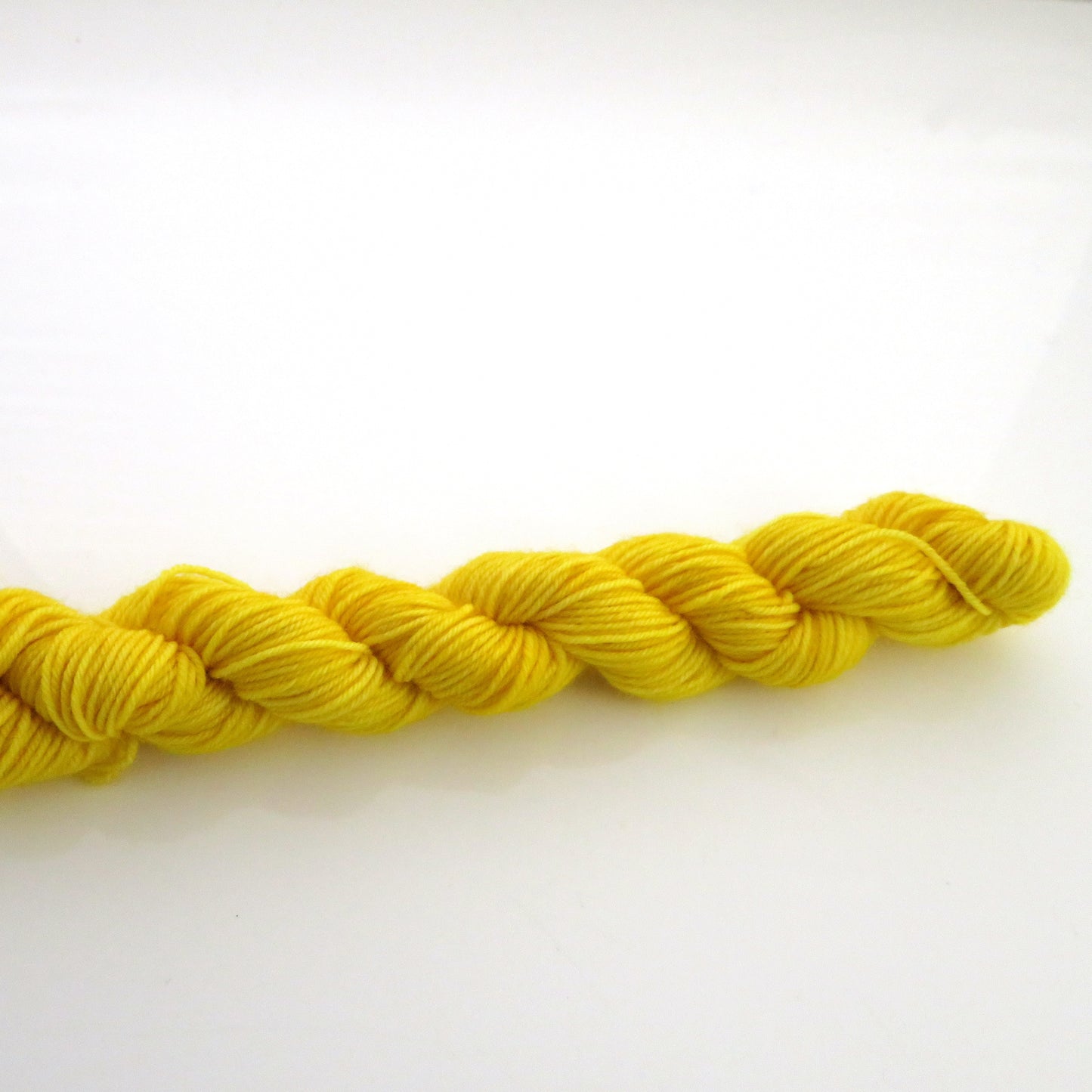 Hellow Yellow - Smooth Sock Kitten