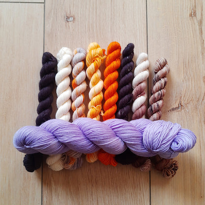 Lazy Lilacs - Smooth Sock