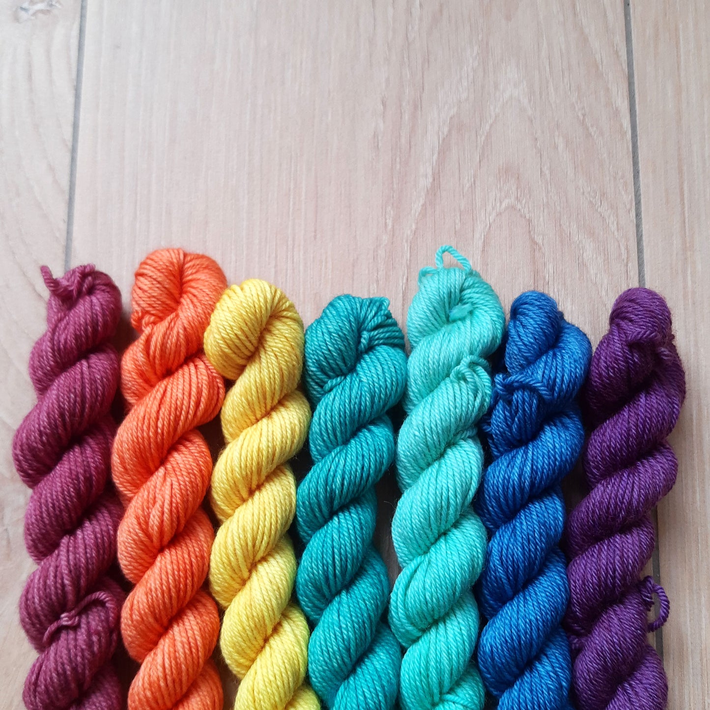 Rainbow but darker - Smooth DK Kitten Set