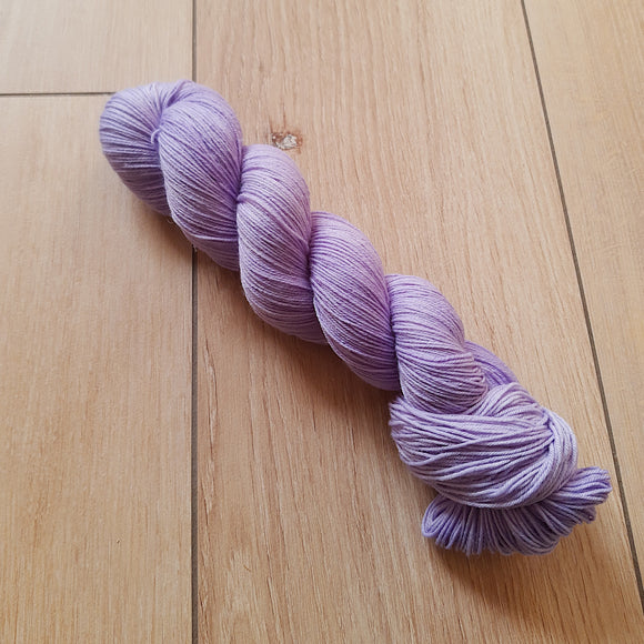 Lazy Lilacs - Smooth Sock