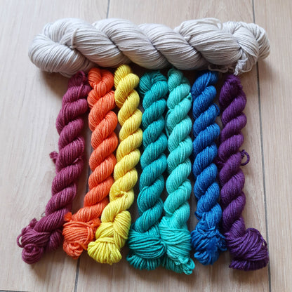 Rainbow but darker - Smooth DK Kitten Set