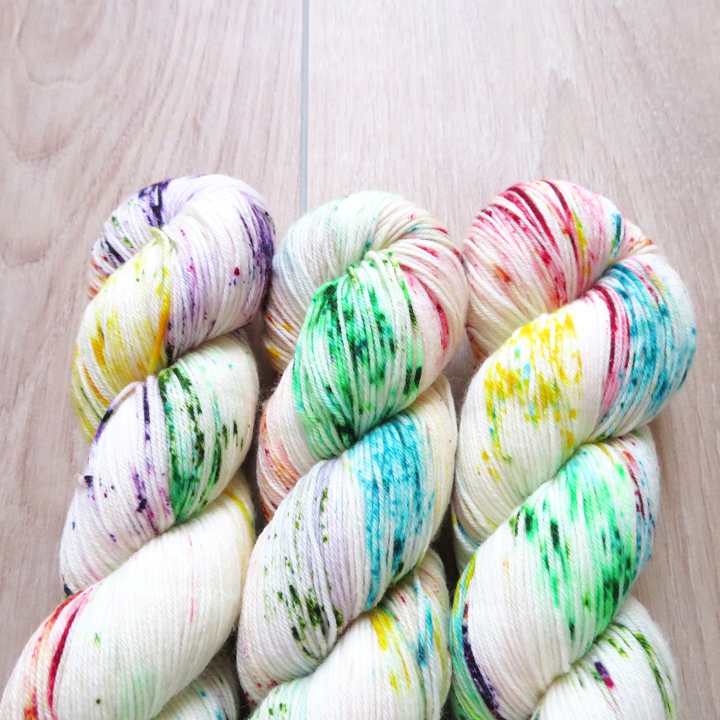 Quirky Rainbow – Smooth Sock