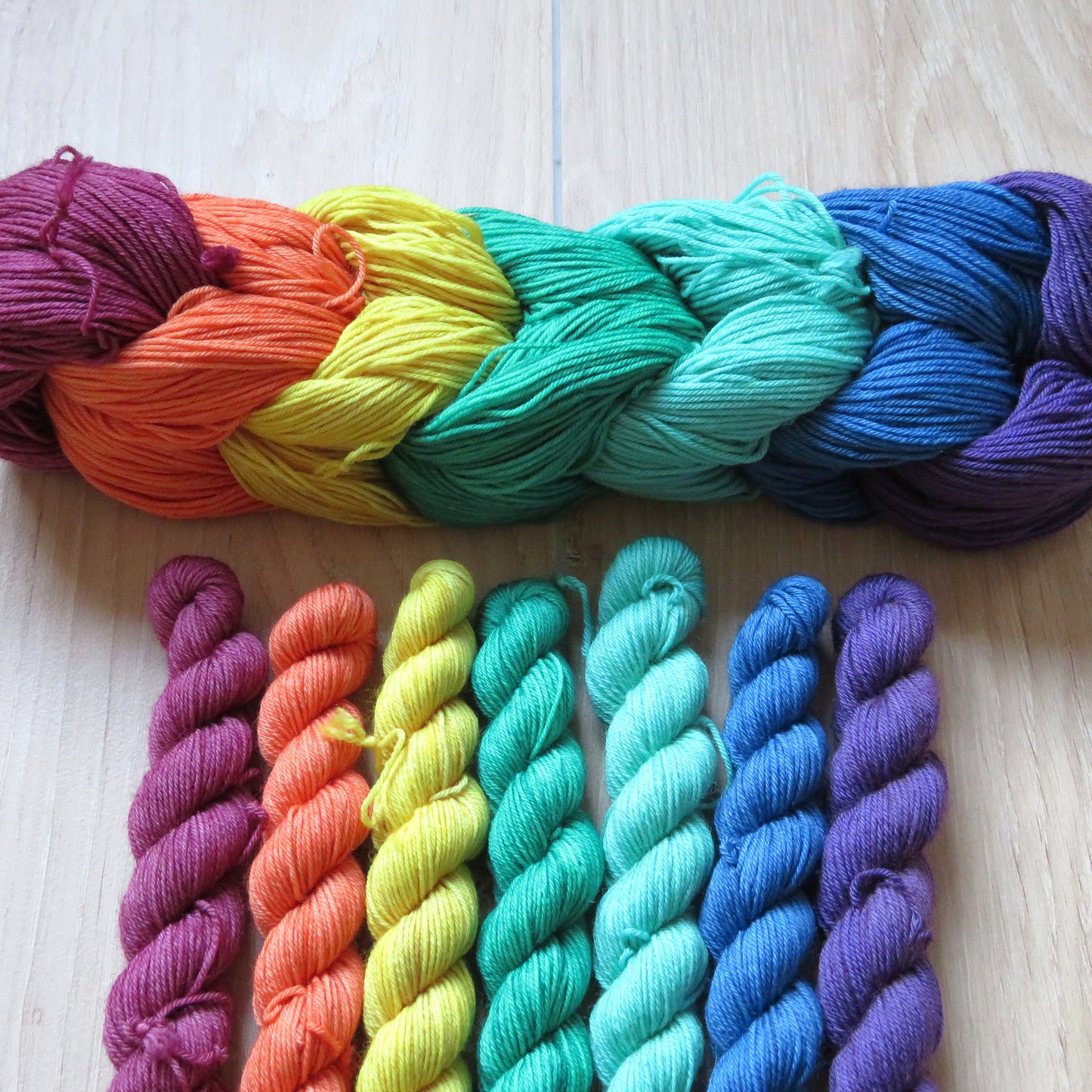 Rainbow but darker - Smooth Sock Kitten Set