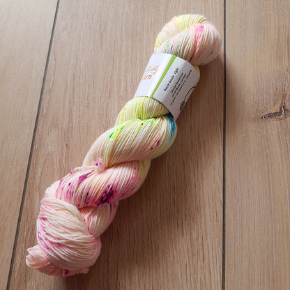Razzle Dazzle Light – Smooth Sock
