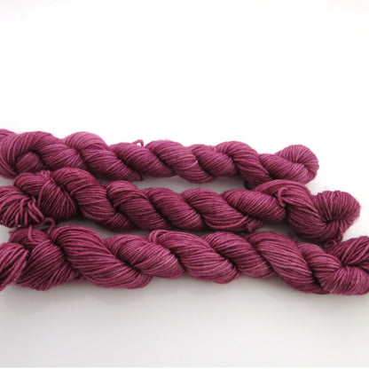 Red Red Wine - Smooth Sock Kitten