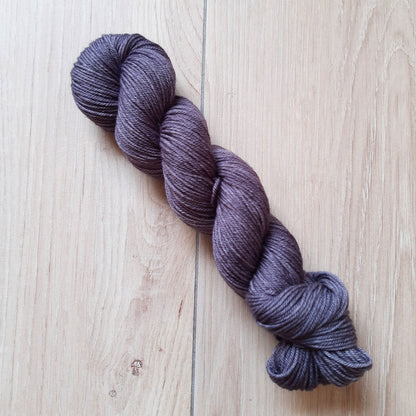 Stealing Thunder – Colourful Smooth DK