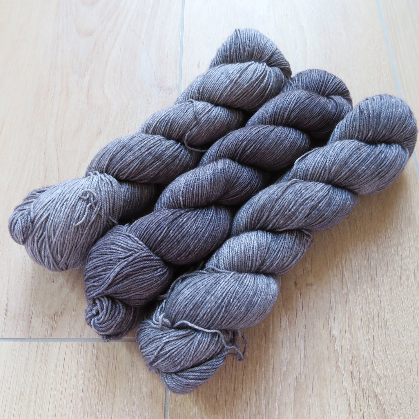 Stealing Thunder – Smooth Sock