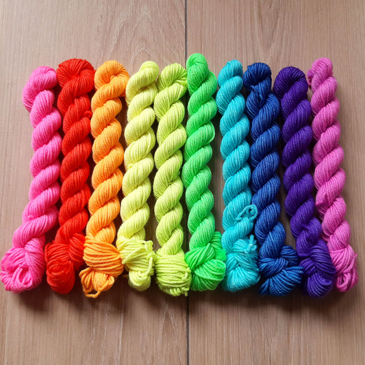 Super Neon - Smooth DK Kitten Set